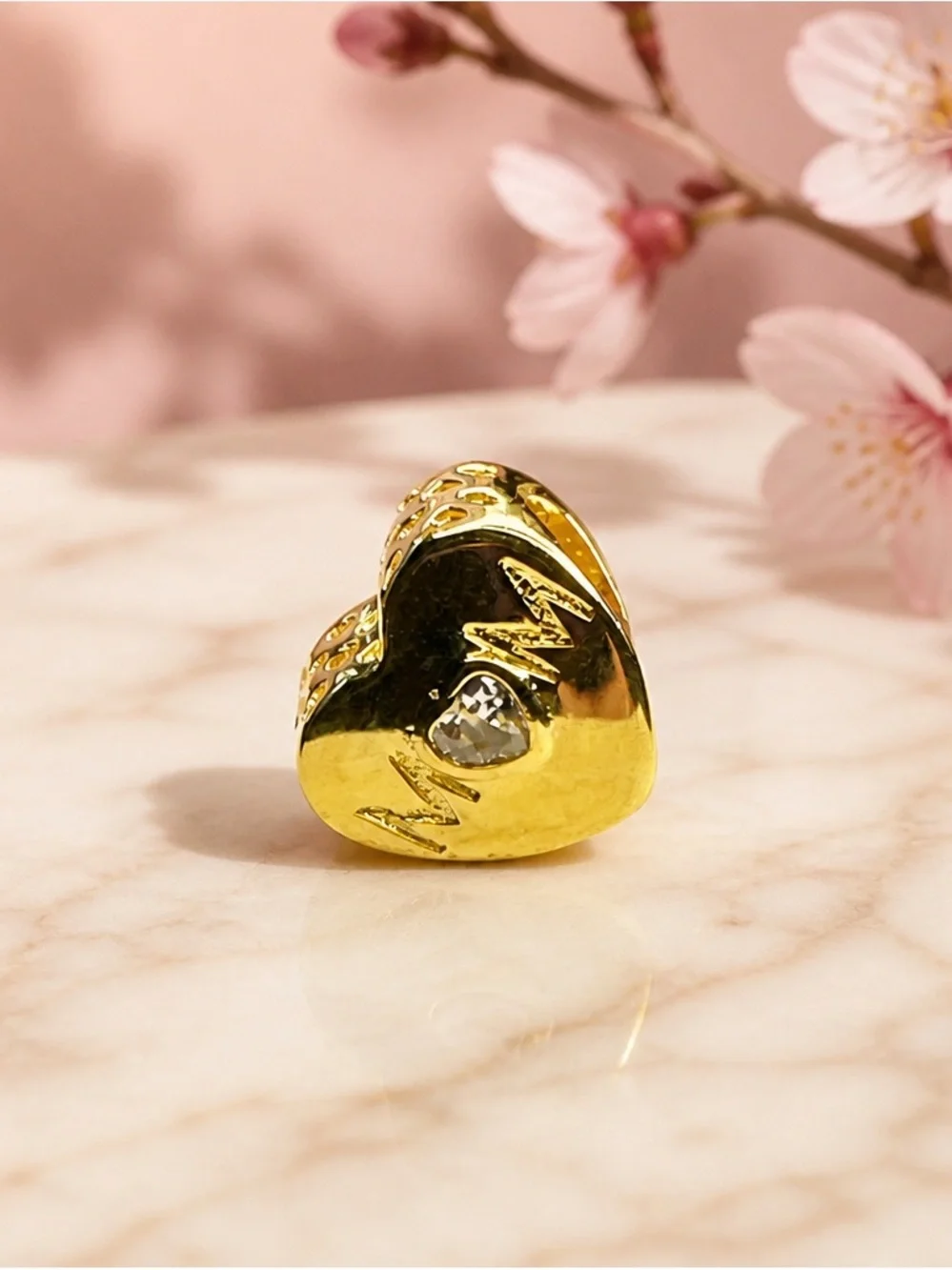 Pandora Gold Heart Charm with Clear Crystal new with out tag